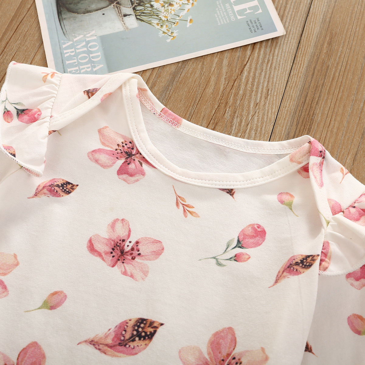 Korean Version Long Sleeve with Flower Printed Blouse and Skirt