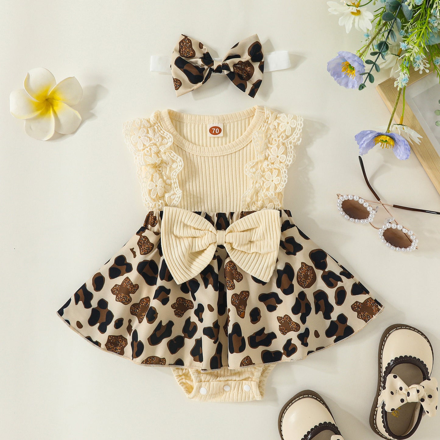 Sleeve Stitching Flower Print Romper